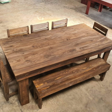 8 Seater 5x chairs + 1x bench