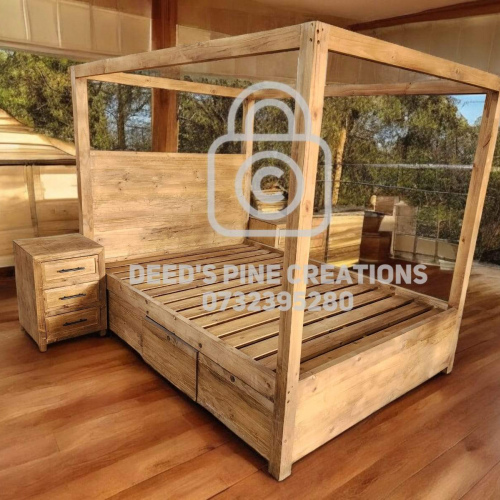 4 Poster bed SUPER KING