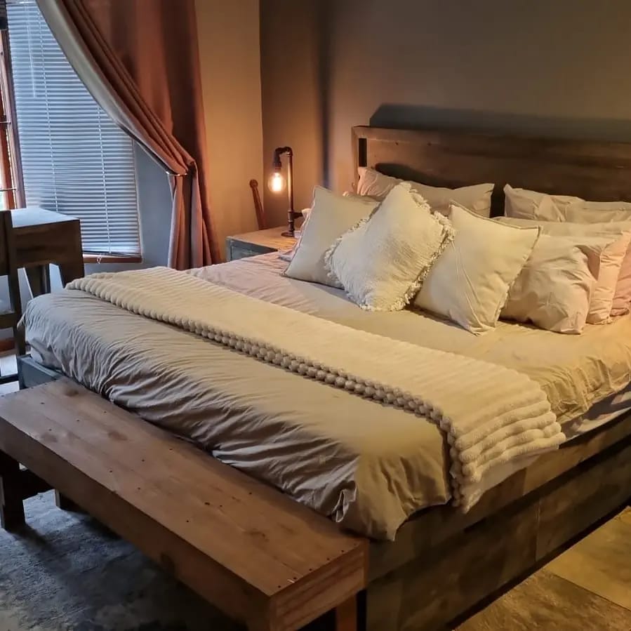 Storage Bed Set