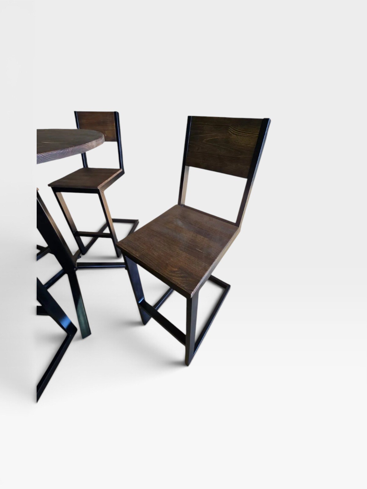 High Bar Four-Seater